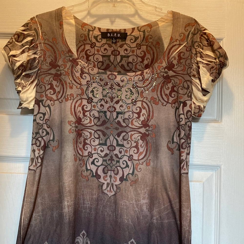 Cap sleeve fall top. Size L